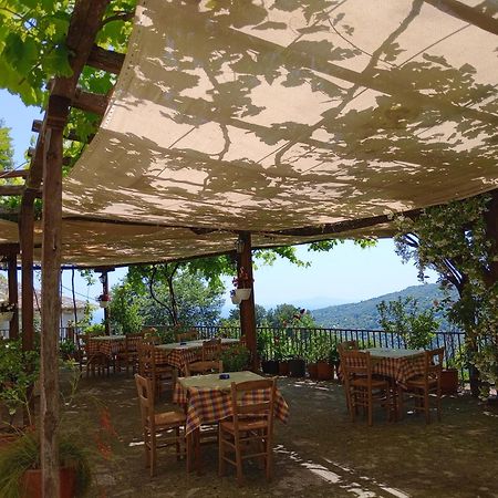 Hotel Erotas Agios Dimitrios  Exterior photo