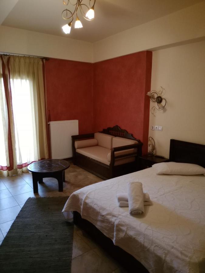 Hotel Erotas Agios Dimitrios  Exterior photo