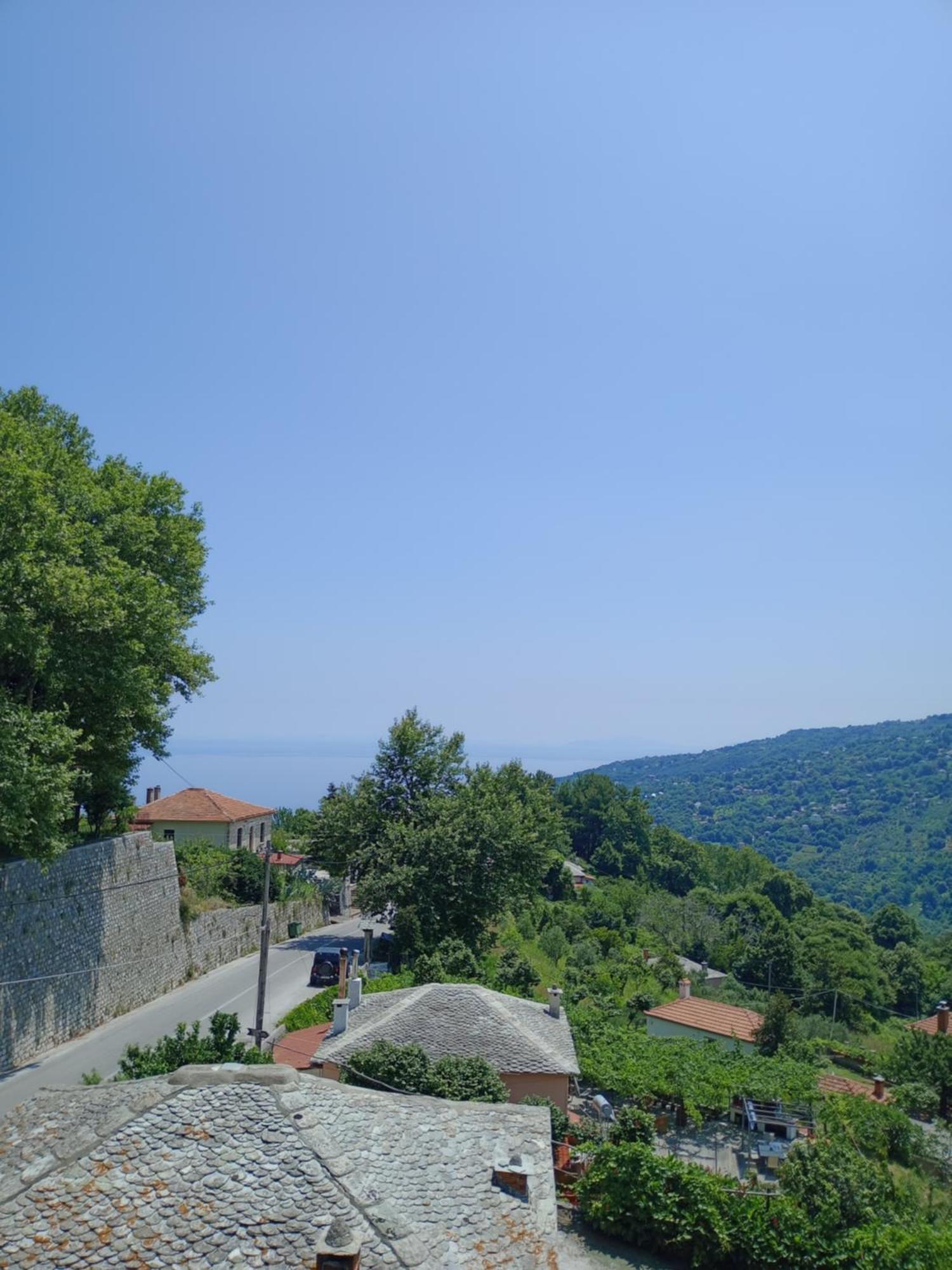 Hotel Erotas Agios Dimitrios  Exterior photo