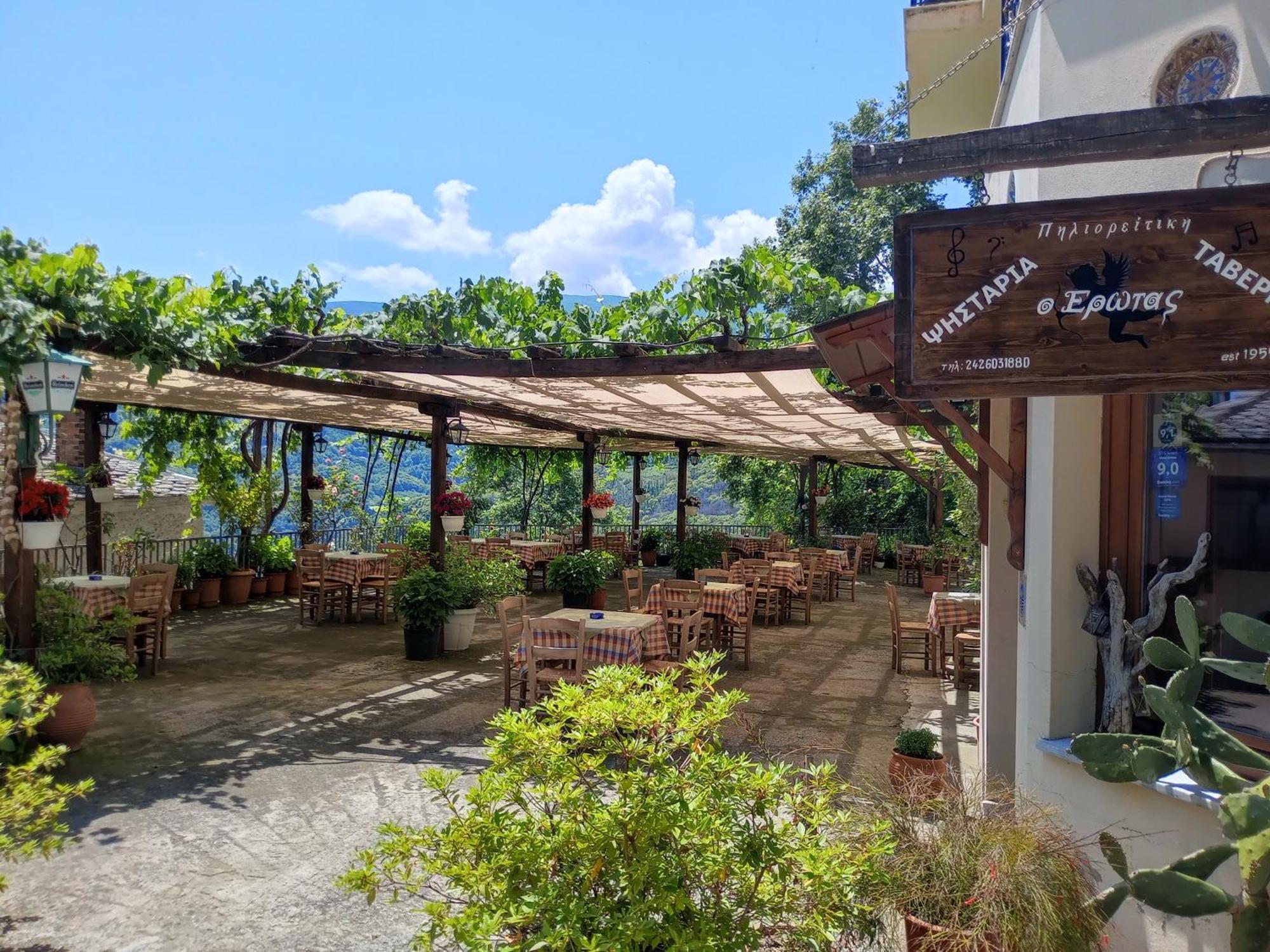 Hotel Erotas Agios Dimitrios  Exterior photo