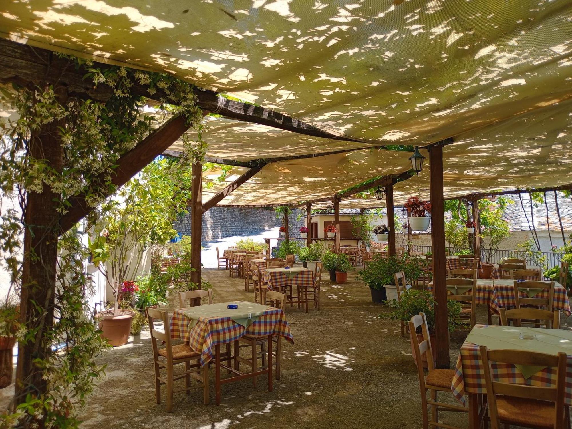 Hotel Erotas Agios Dimitrios  Exterior photo